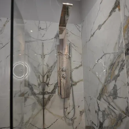 H2ome Acquario Molo Ponte Morosini Con Parcheggio Su Richiesta アパート *